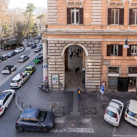 Leone D'Oro Guesthouse - Close To Piazza Vittorio Rome Exterior photo